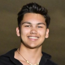Meet Benjamin Mayer-Harman Headshot of teenage boy